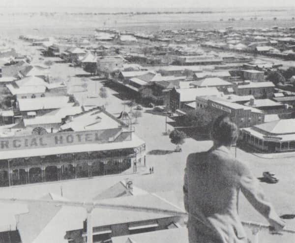 Longreach, Queensland, in "Walkabout Magazine", March 1947